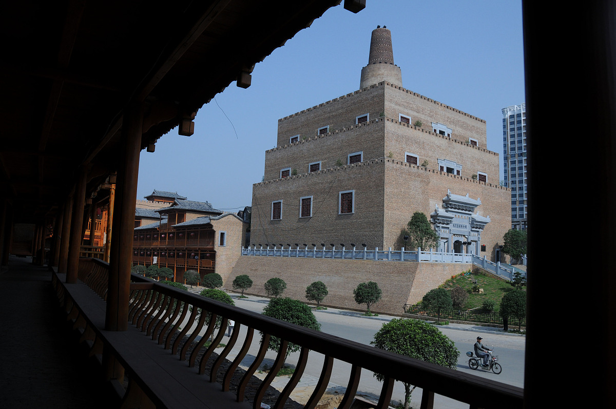 江西省建筑工程学校招生办电话是多少？-怎么样