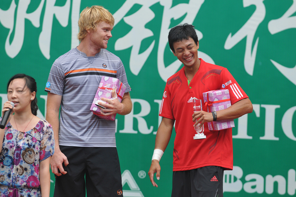 (宁波和杭州平面媒体请勿下载,谢谢)  2011年9月18日,宁波鄞州,2011鄞