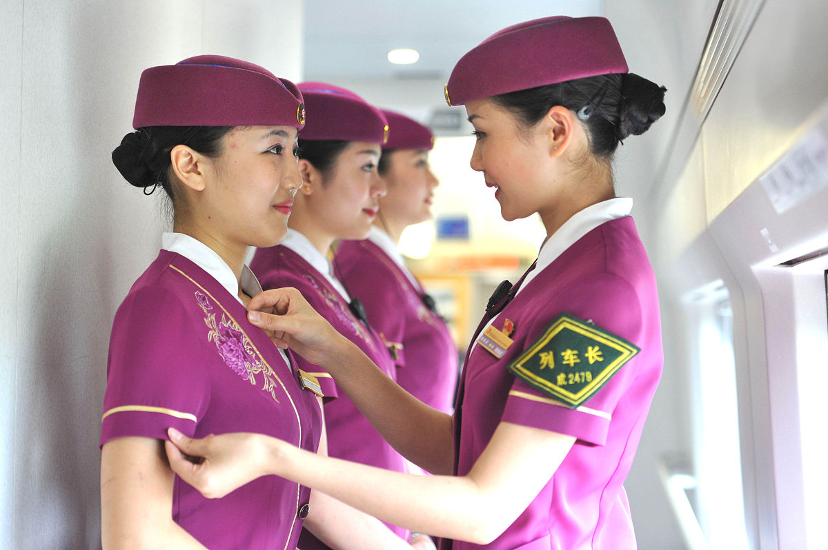 重庆高铁乘务学校分数高吗
