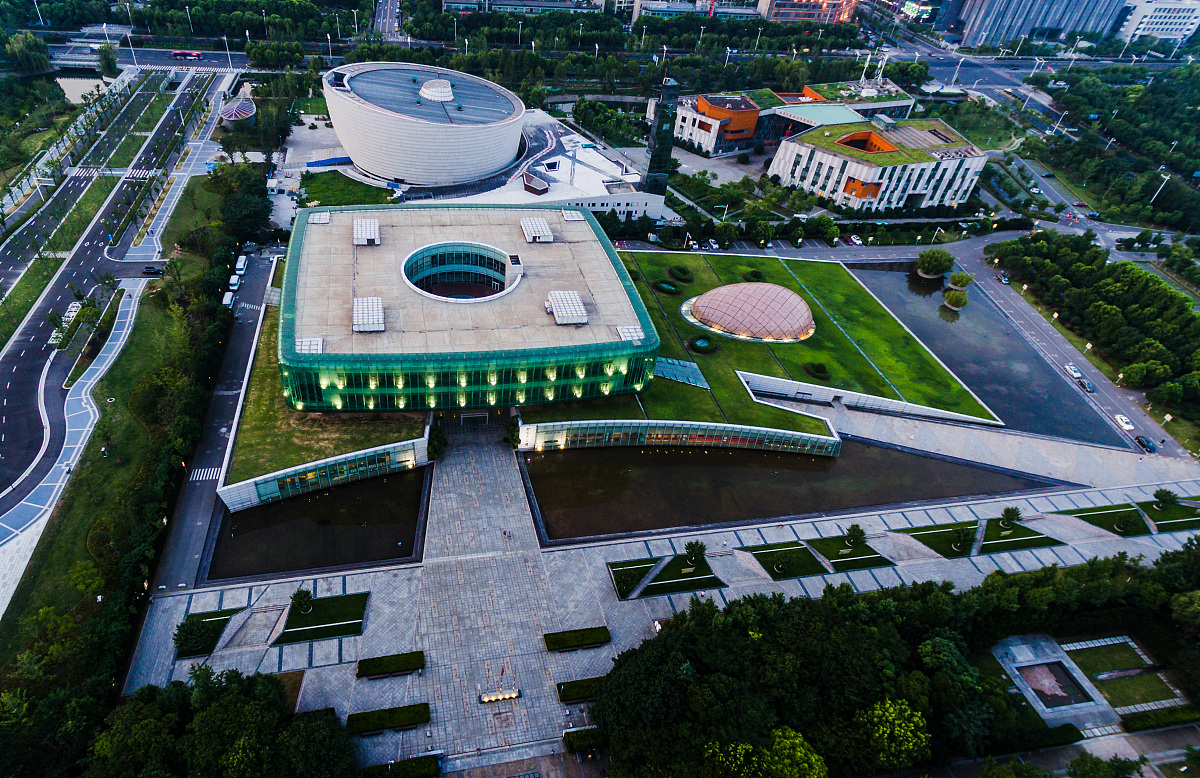 L外贸公司销售人员绩效考核体系优化研究: 提升可推广性的建议