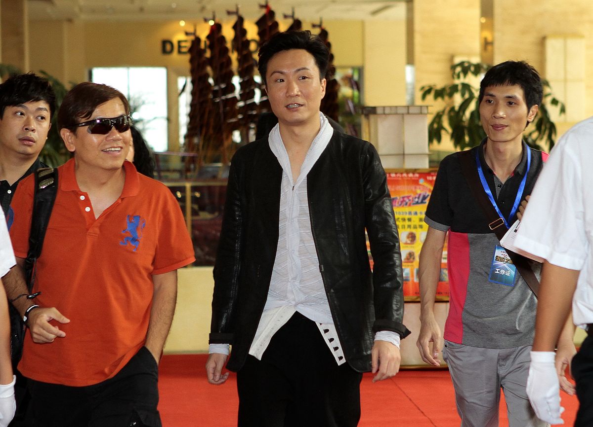 致女儿：你是无价之宝