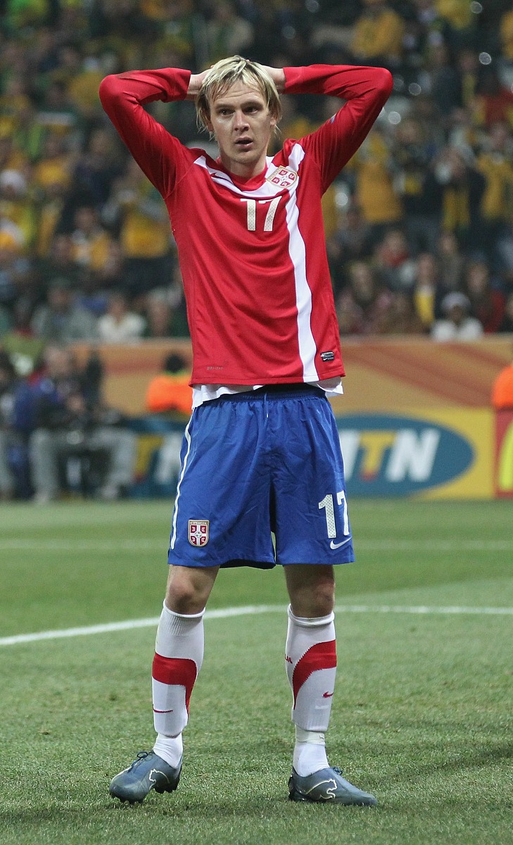 2010年6月23日,南非内尔斯普雷特,2010世界杯d组末轮,塞尔维亚1-2澳大