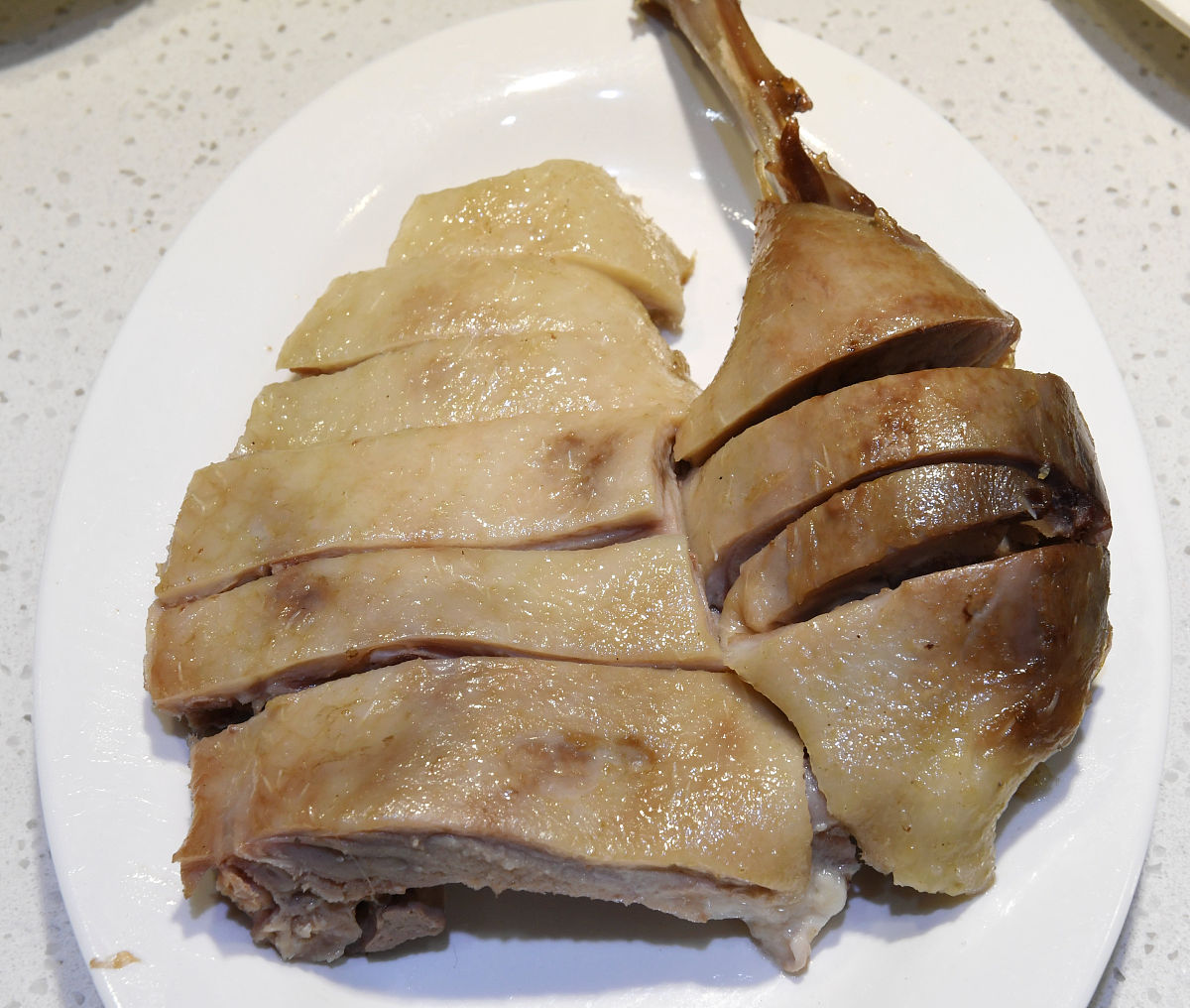 我五一想去南京有没有什么当地的美食推荐