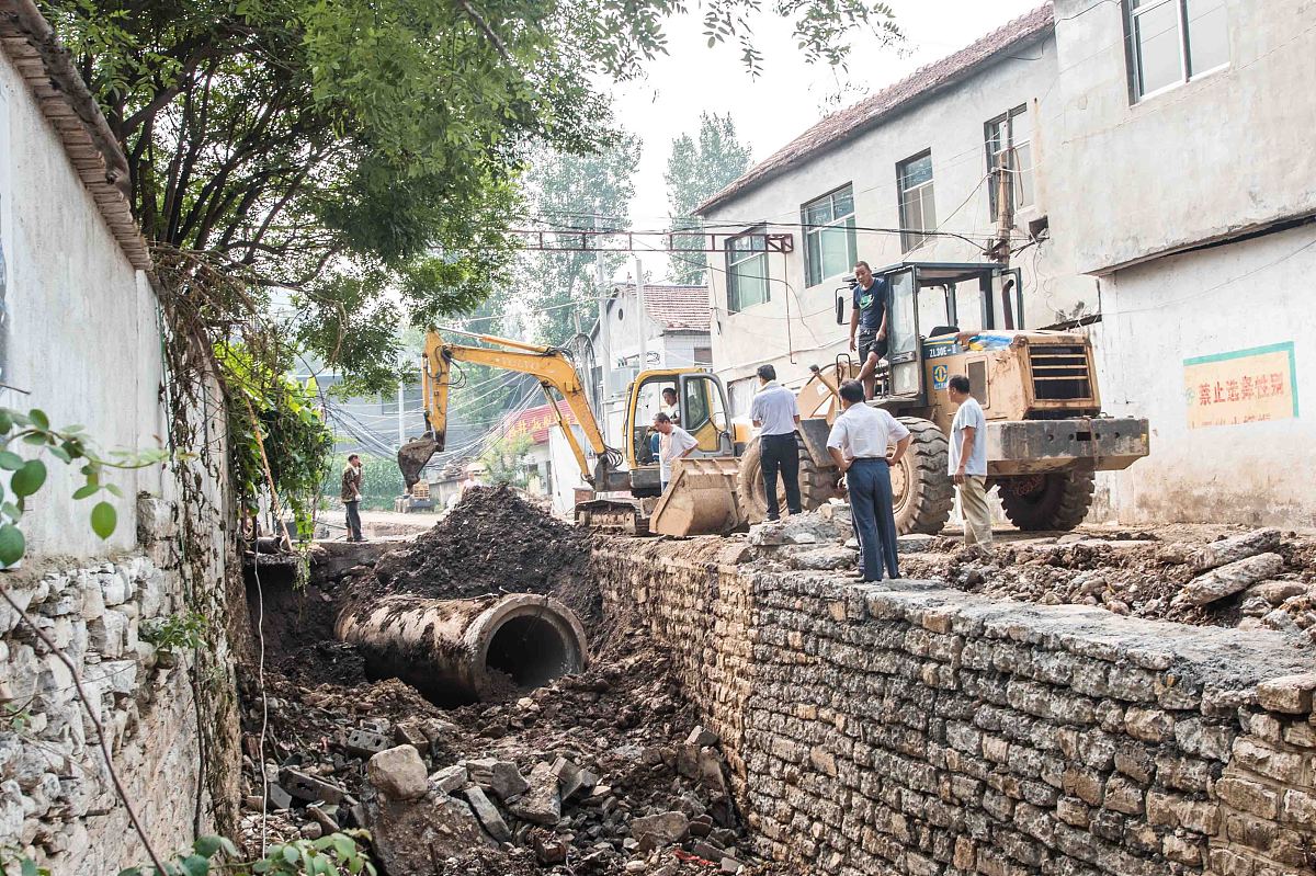 农村人居环境治理面临困境：脏乱差治理难，垃圾分类处理不到位