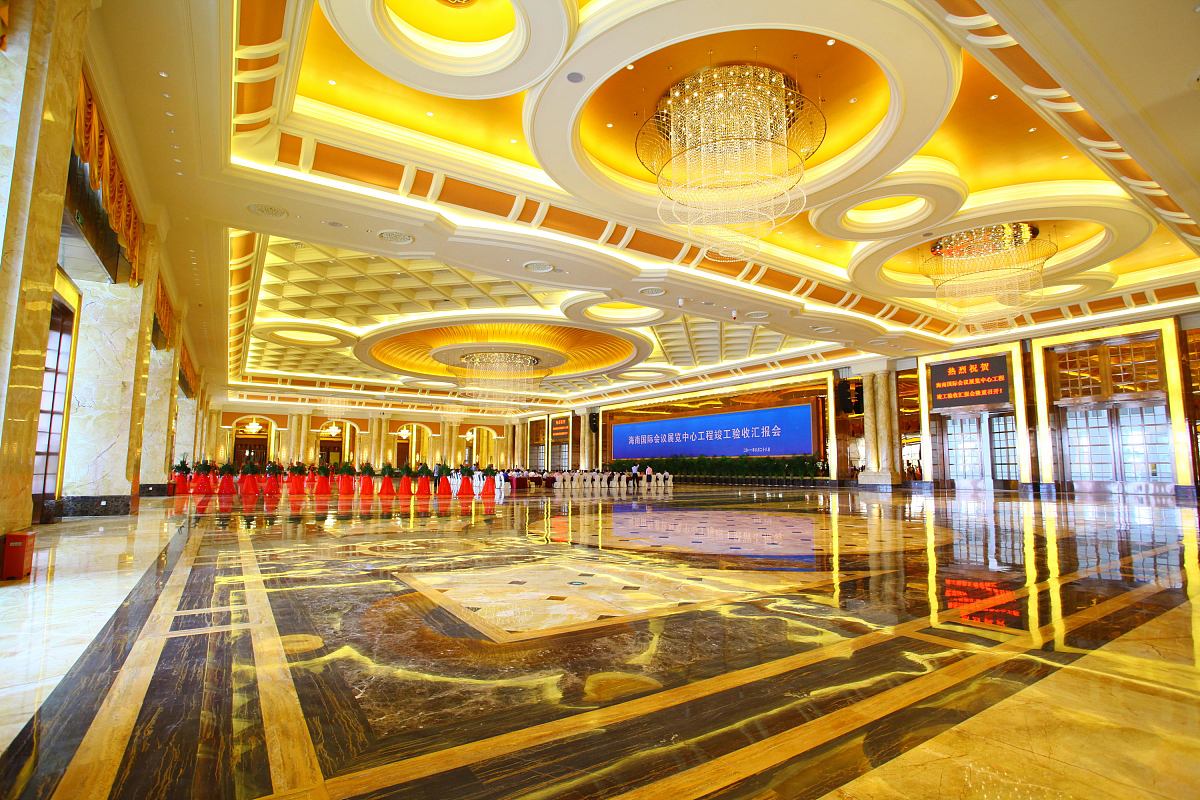 沧州金碧辉煌老总是谁？回答加解释