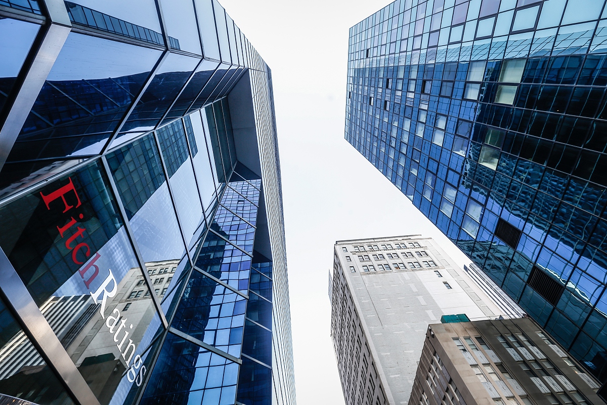 我需要写一篇LED屏显智能控制系统的研发立项报告