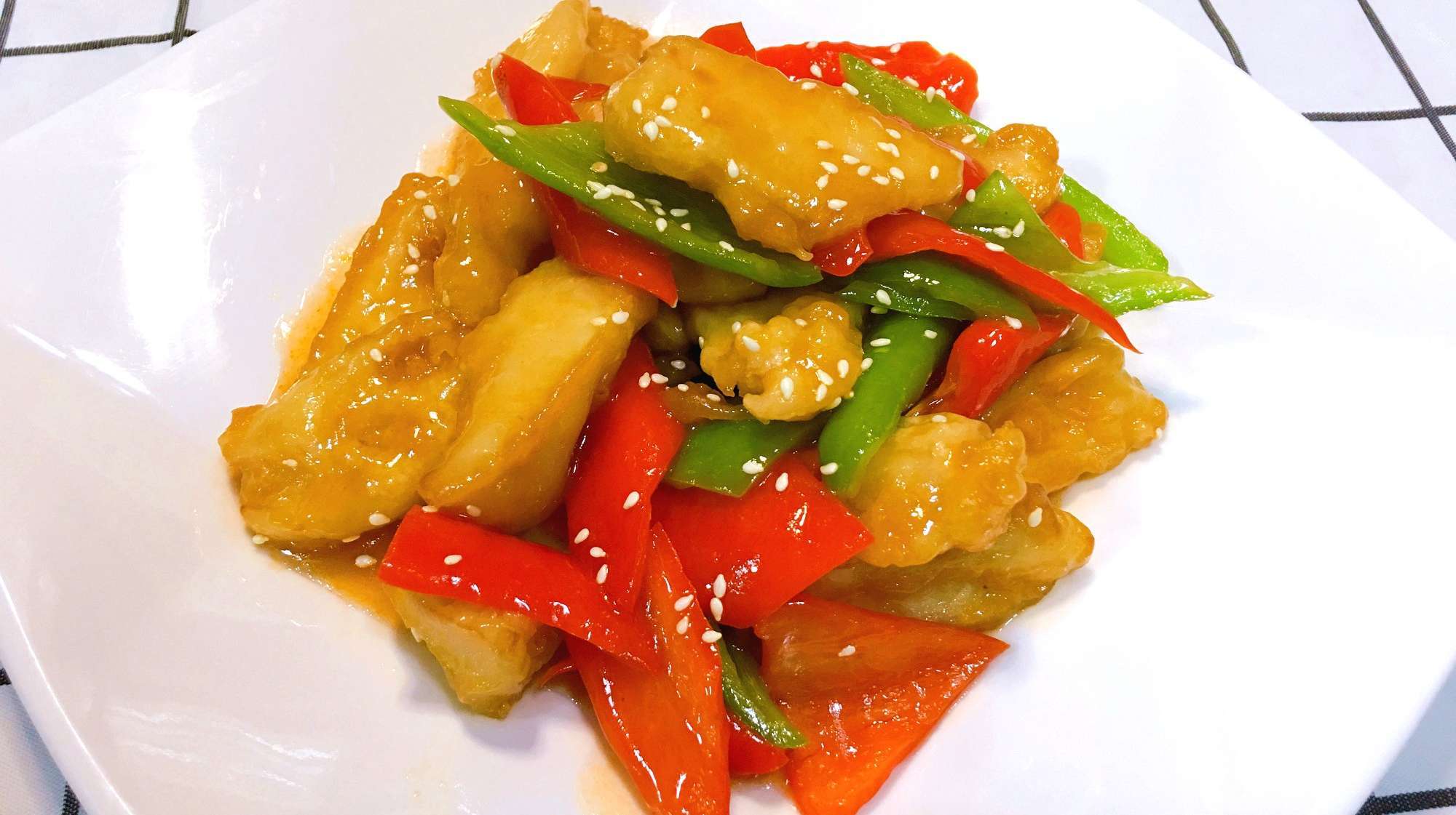 甜酸莲藕咕噜肉,非常好吃,爽脆有嚼口,小孩都喜欢