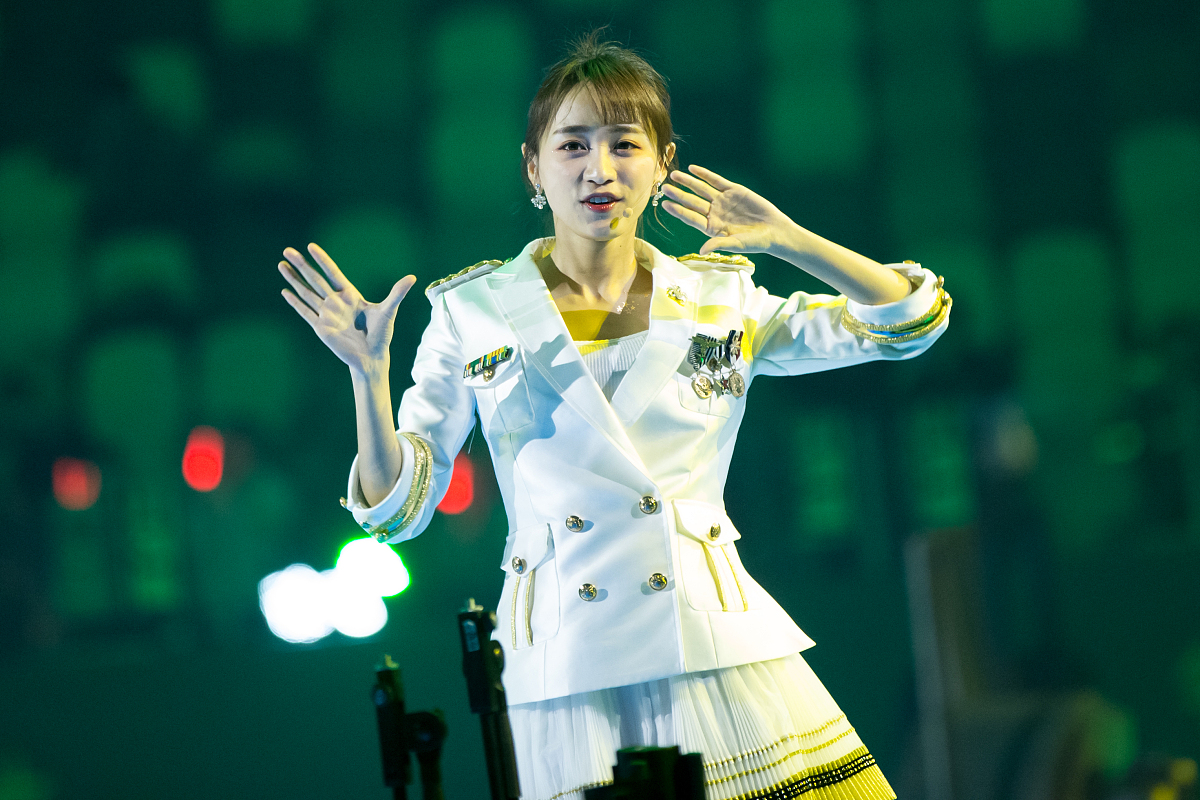 球球大作战母体玩法攻略：如何使用母体道具变大吃球？