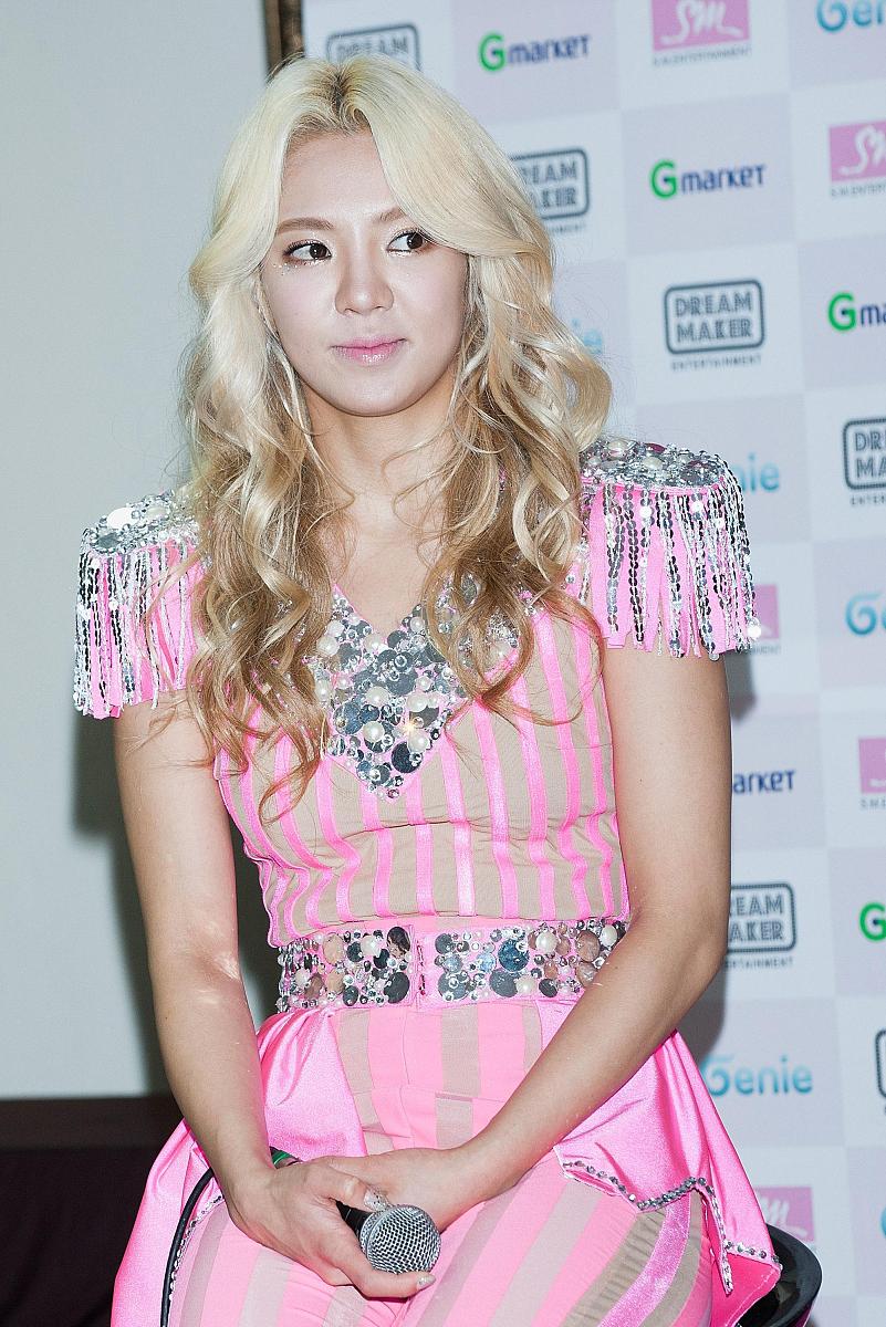 2013年6月9日,韩国首尔,少女时代召开"2013 girls' generation world 