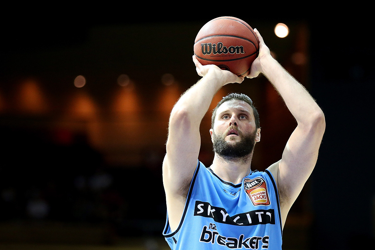 brisbane, australia - october 26:  alex pledger of the breakers 