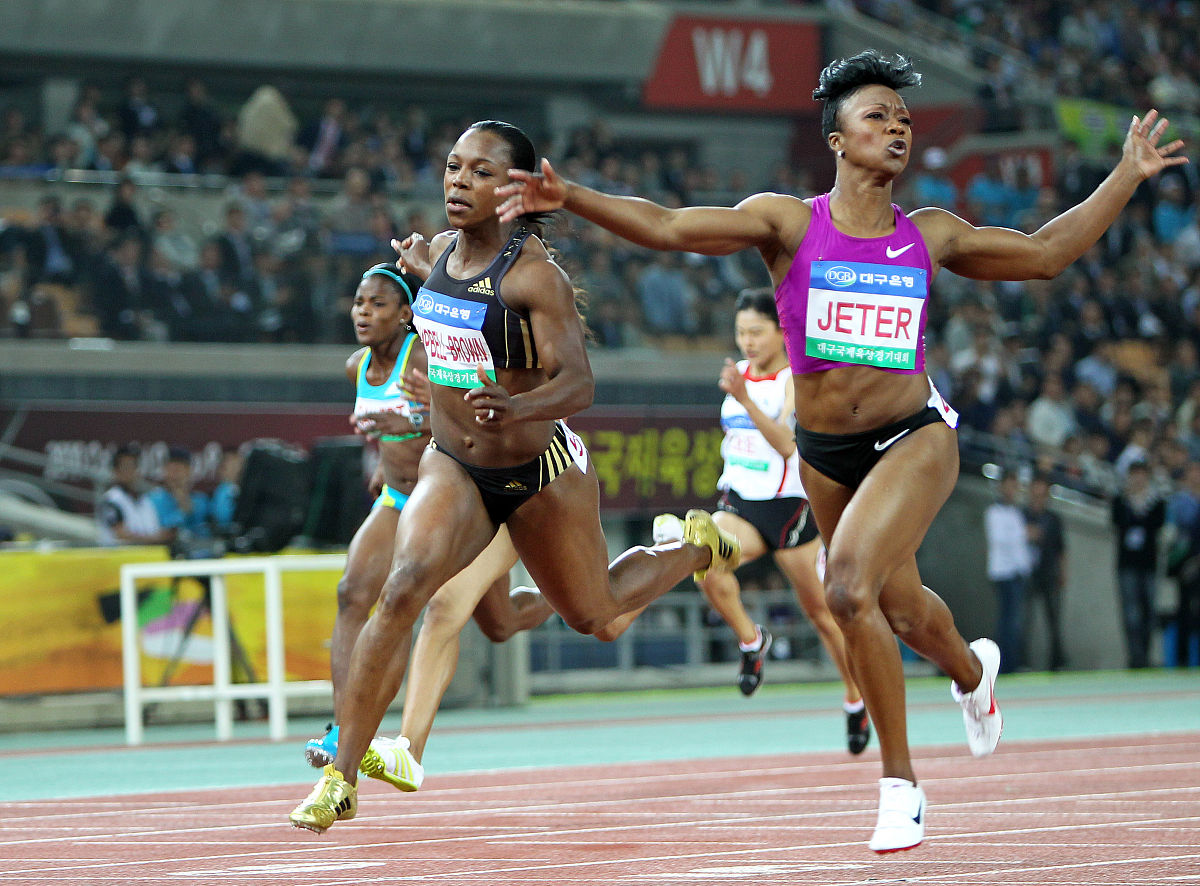 运动会1000m通讯稿