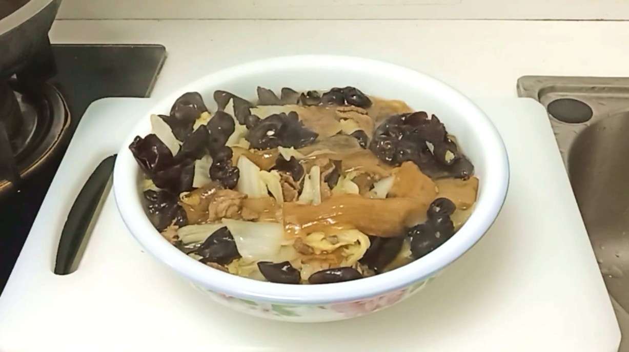 半荤半素,清热解毒,白菜木耳粉