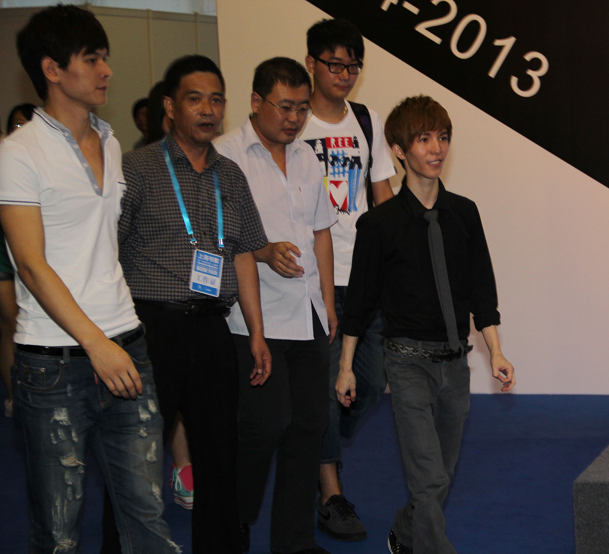 郭敬明争议事件深度解析：抄袭之外的舆论漩涡