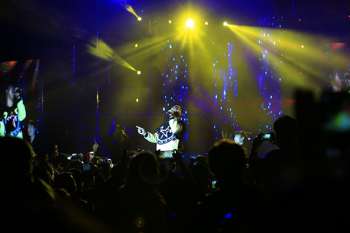 2015年04月22日,北京,第五届北京国际电影节怀柔水上音乐汇.***_***陆