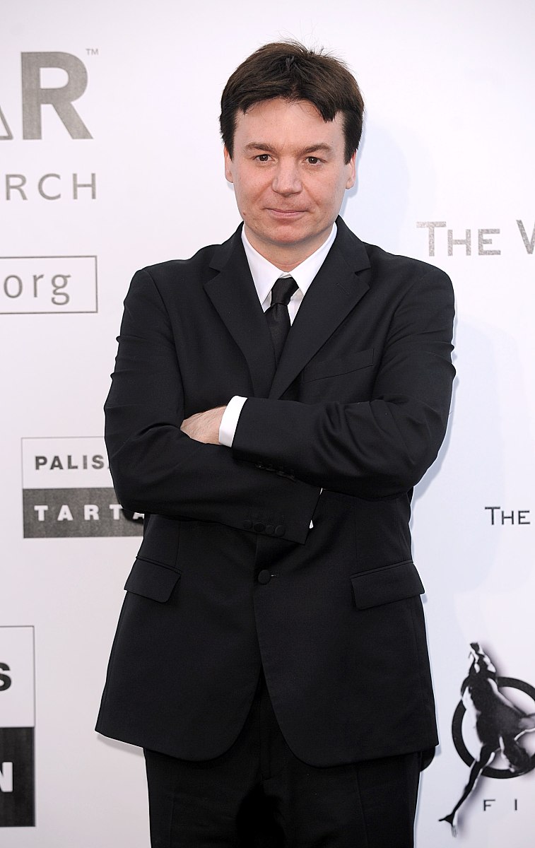 mike myers arriving for the amfar 'cinema against aids' dinner a