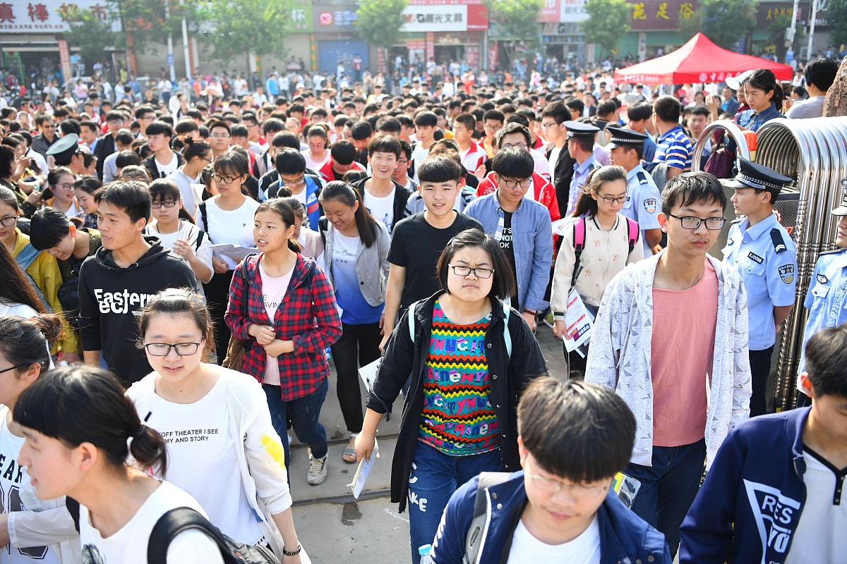 长江大学师范学院武汉校区高考失利还能上大学吗？