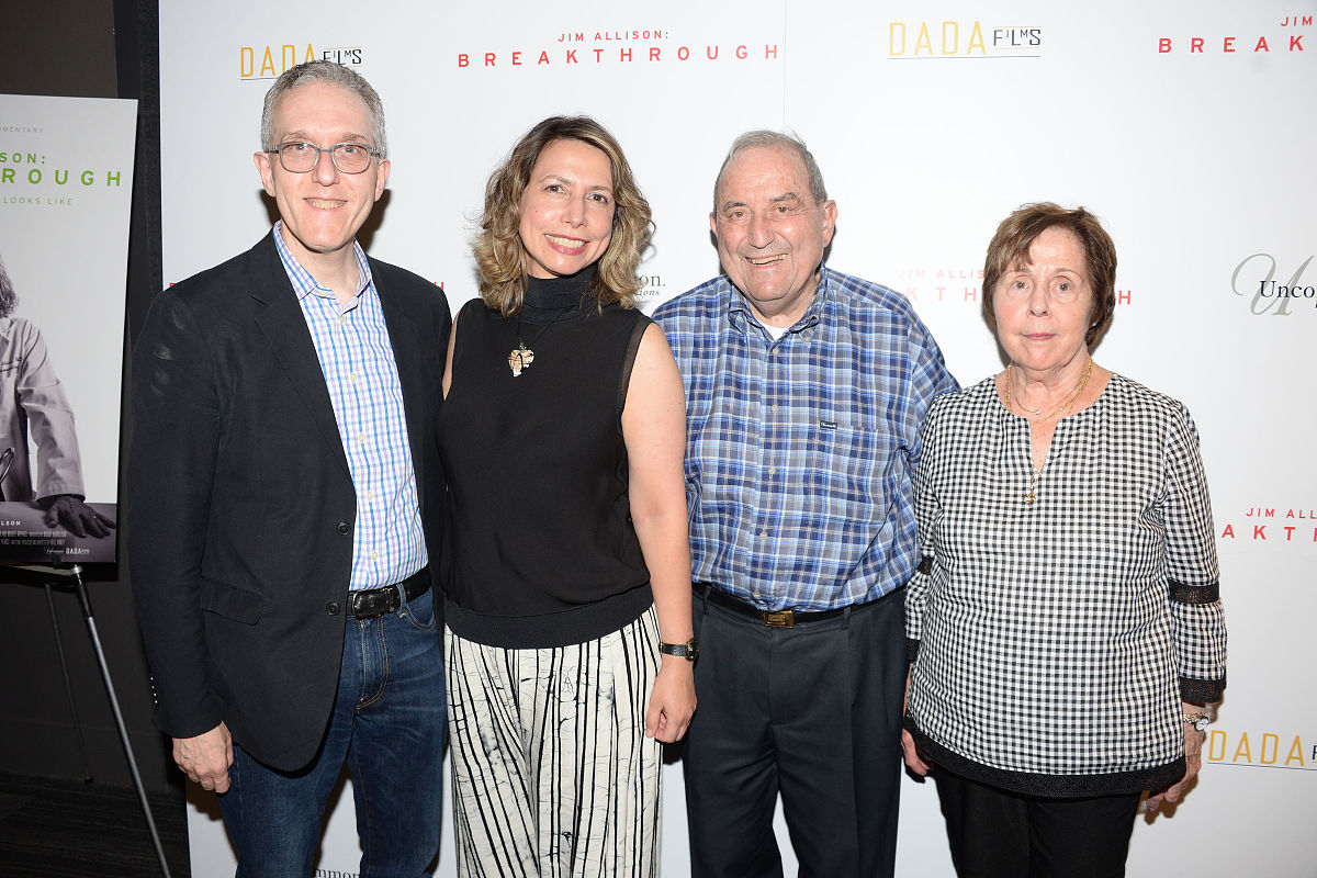 VIRULENCE 期刊主编：Dr. Jörg Hacker