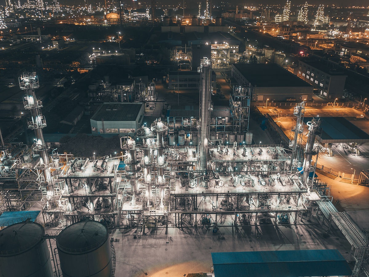 当代中国军事思想：不对称战争、综合国力与主动防御