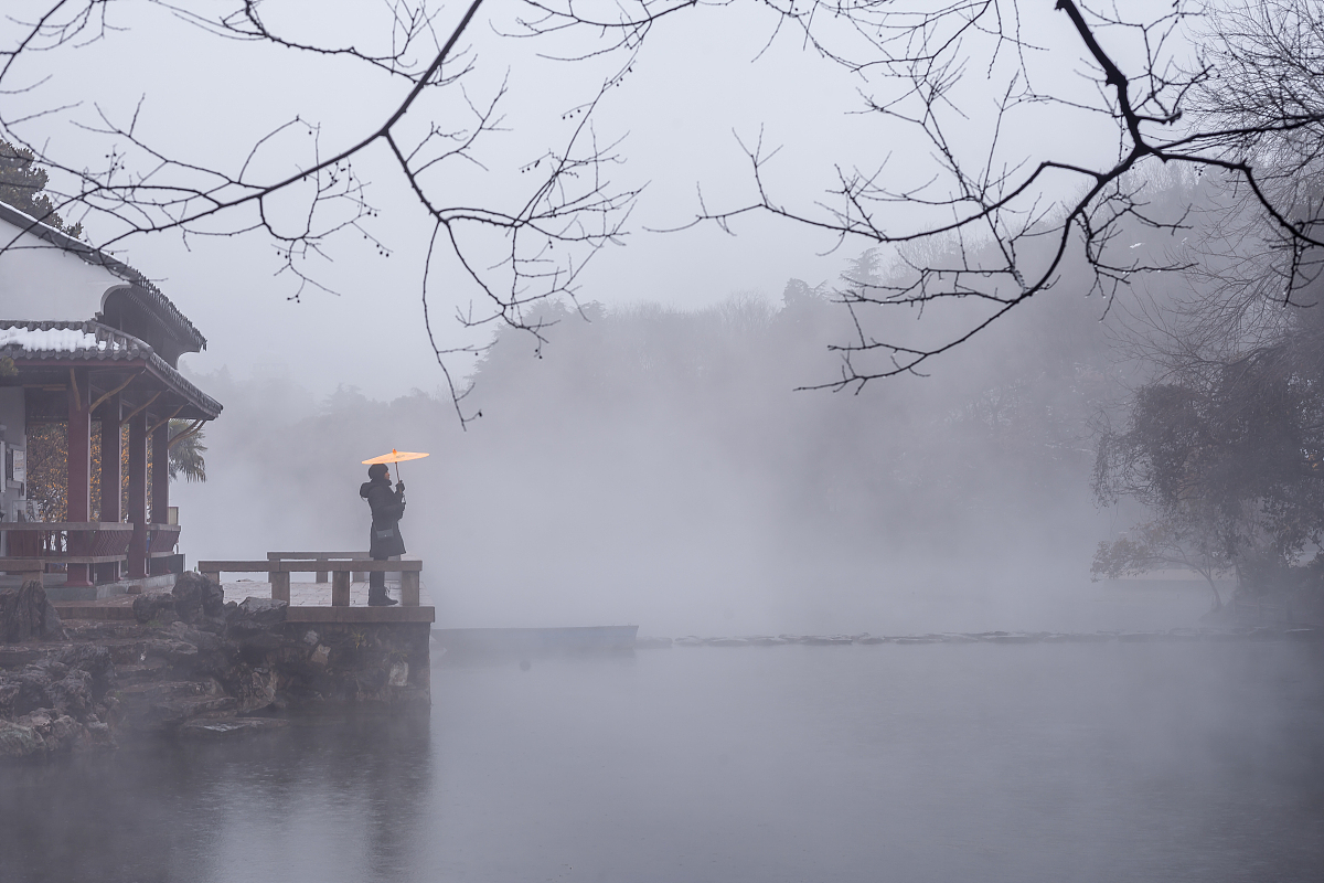 用轻烟写几个网名
