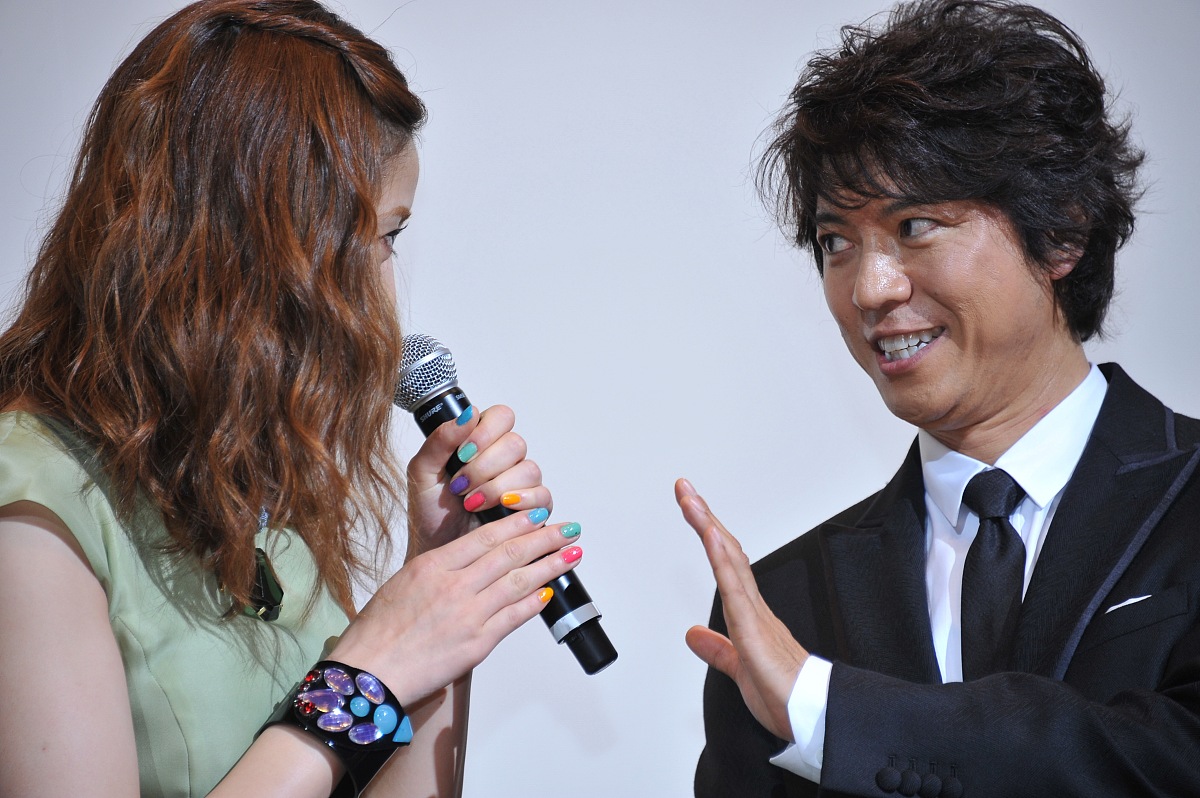 2013年06月15日,东京,日本新片《二流<strong>小说</strong>家》观众见面会.