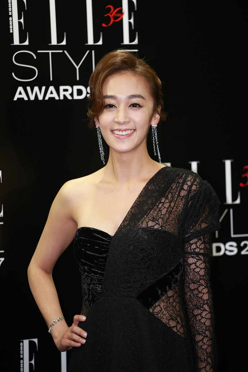 2017年11月2日,香港,明星出席 elle style awards 2017.***_*** 黄心