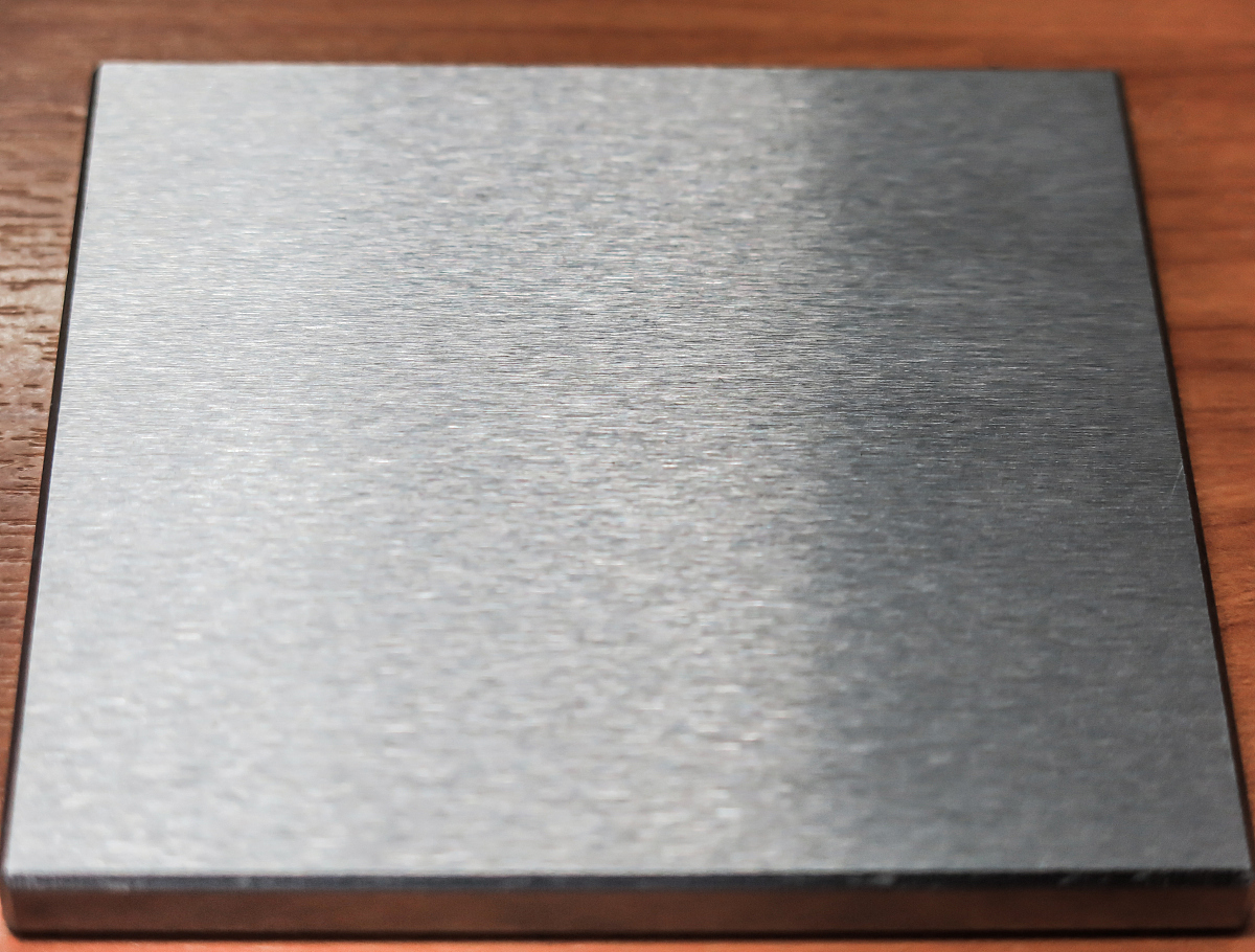 不锈钢静电粉末喷涂表面需要处理吗？