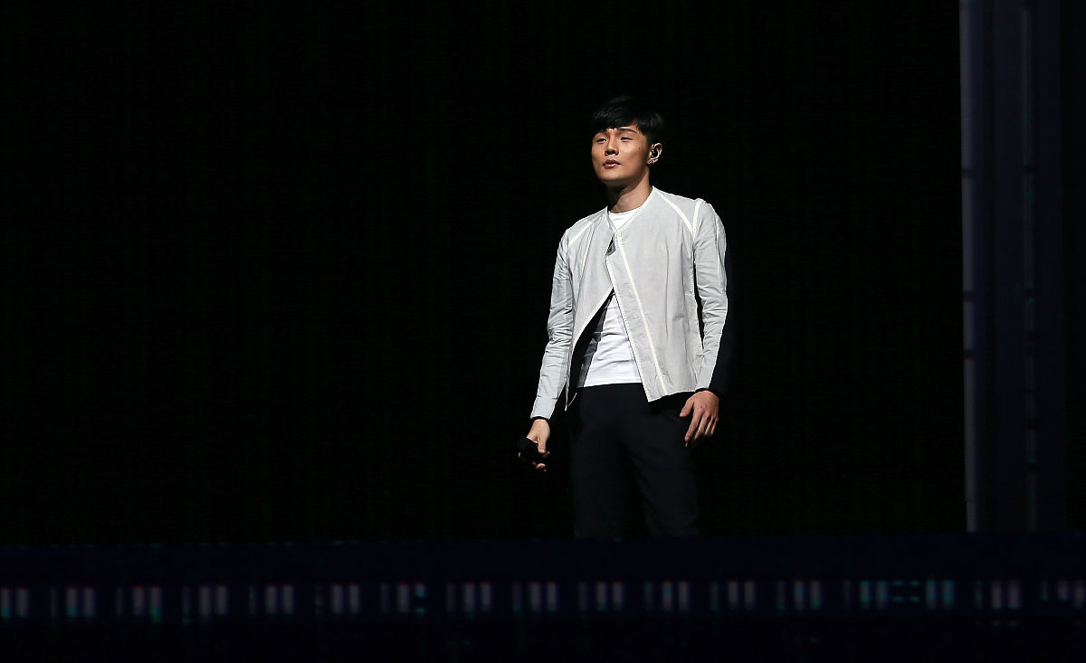 李荣浩演唱会太震撼！沉浸式体验，难忘夜晚！