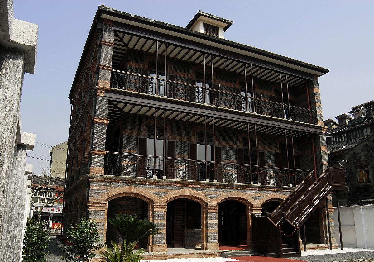 书香弥漫，魅力无限：探寻老城区的文化底蕴