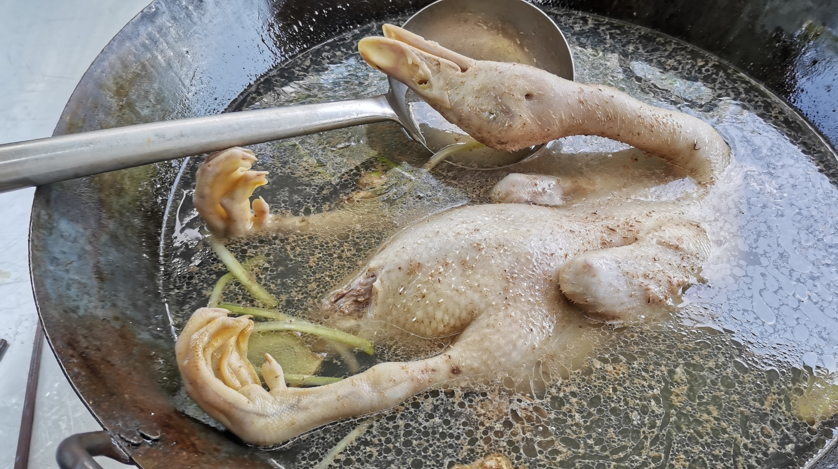鸭子除了烤鸭还有一种吃法鲜甜又美味