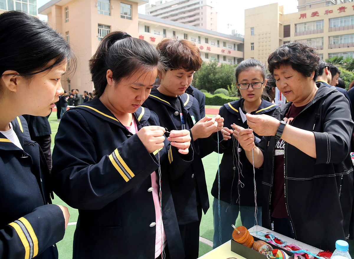 陕西第二商贸学校2021年招生专业介绍：经济、管理、市场营销等