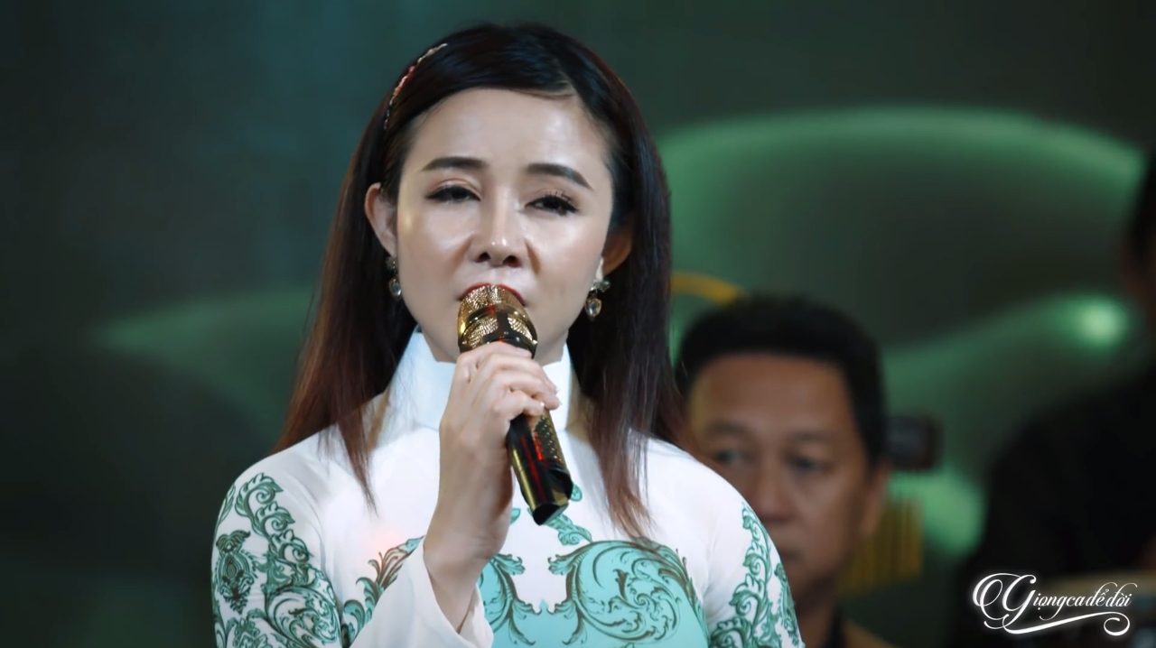 [图]好听越南歌曲Tinh Yeu Tra Lai Trang Sao - Phuong Kie