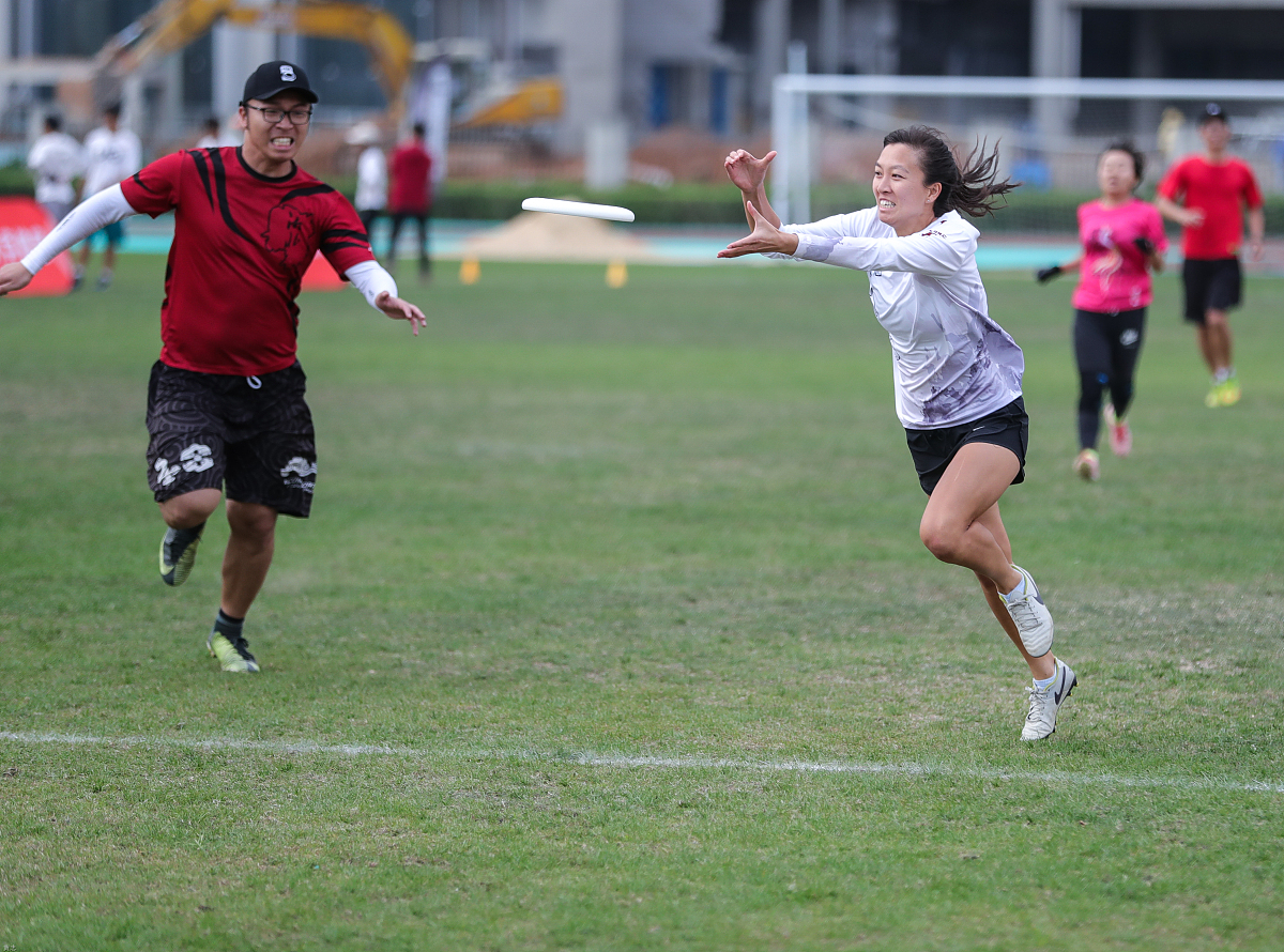 拓展飞盘游戏取个队名想个口号8个字