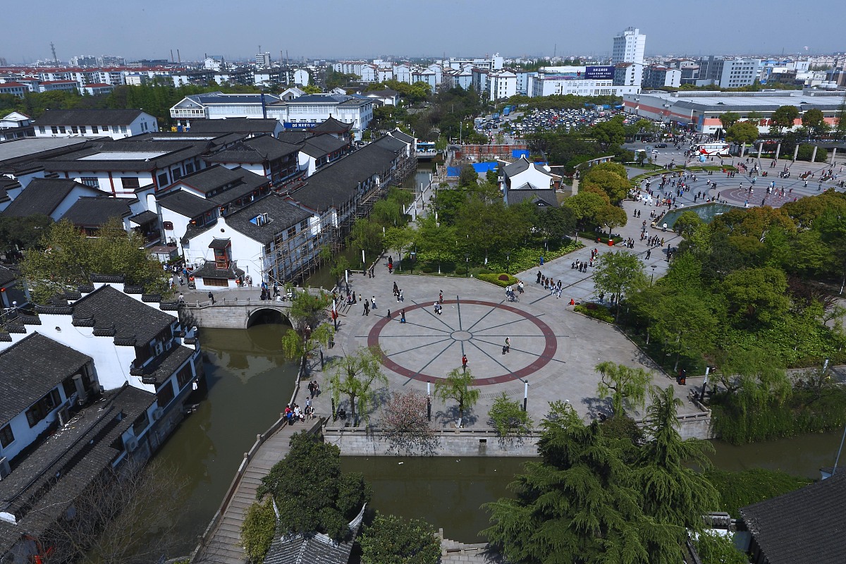 ***_***2010年04月24日, 上海,上海嘉定镇保护古建筑和文物--法华塔鸟