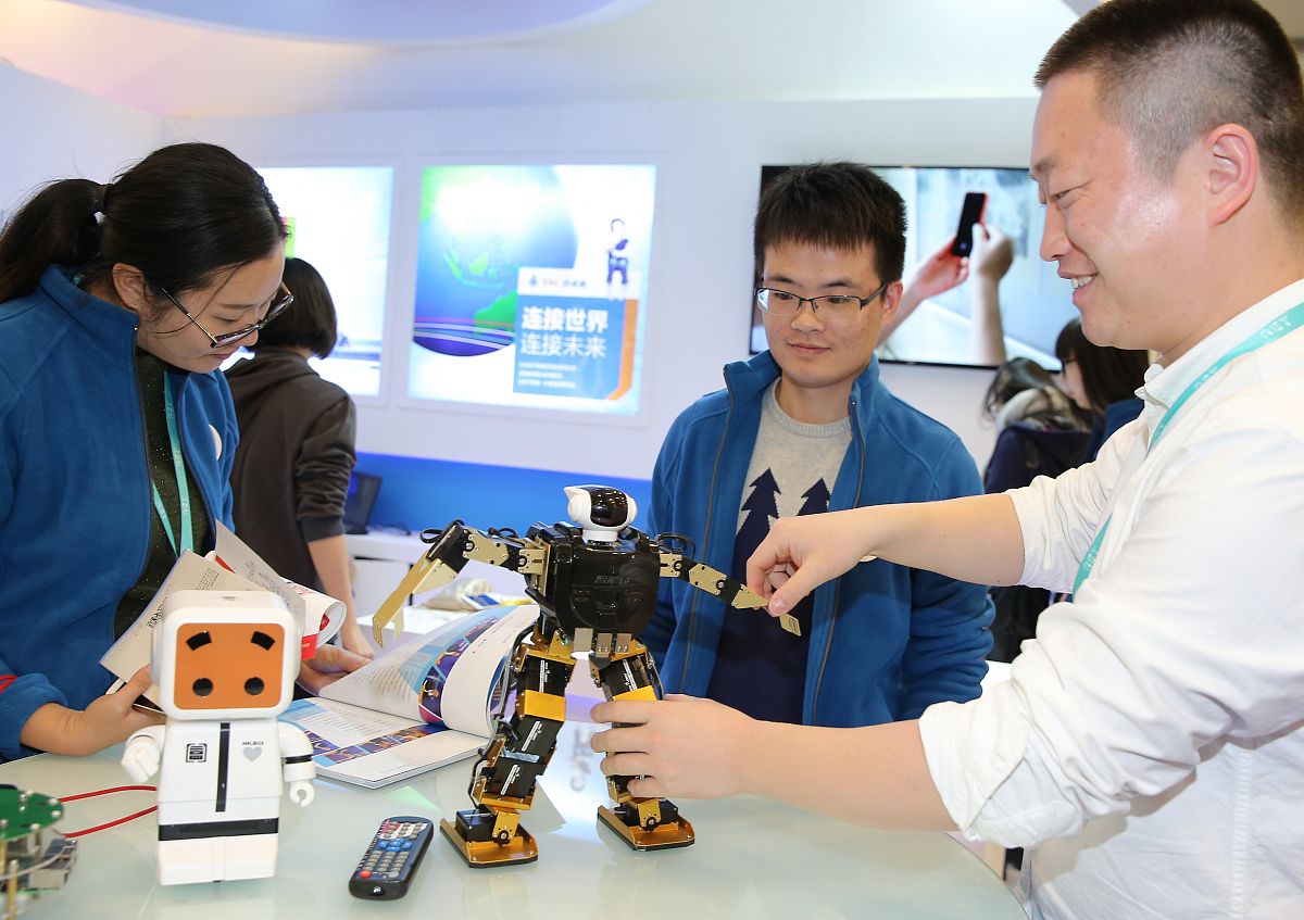 请写一篇关于青少年科技创新教育的论文