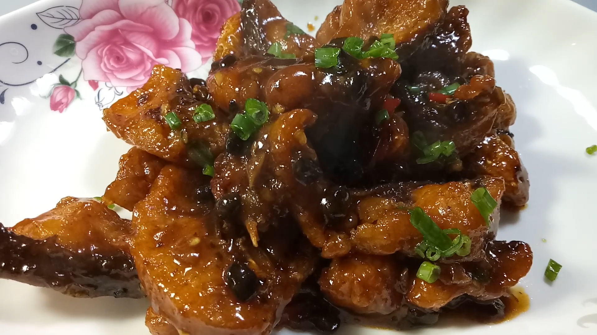 秘制红烧鱼块的做法,做给朋友吃了赞不绝口!值得收藏一试