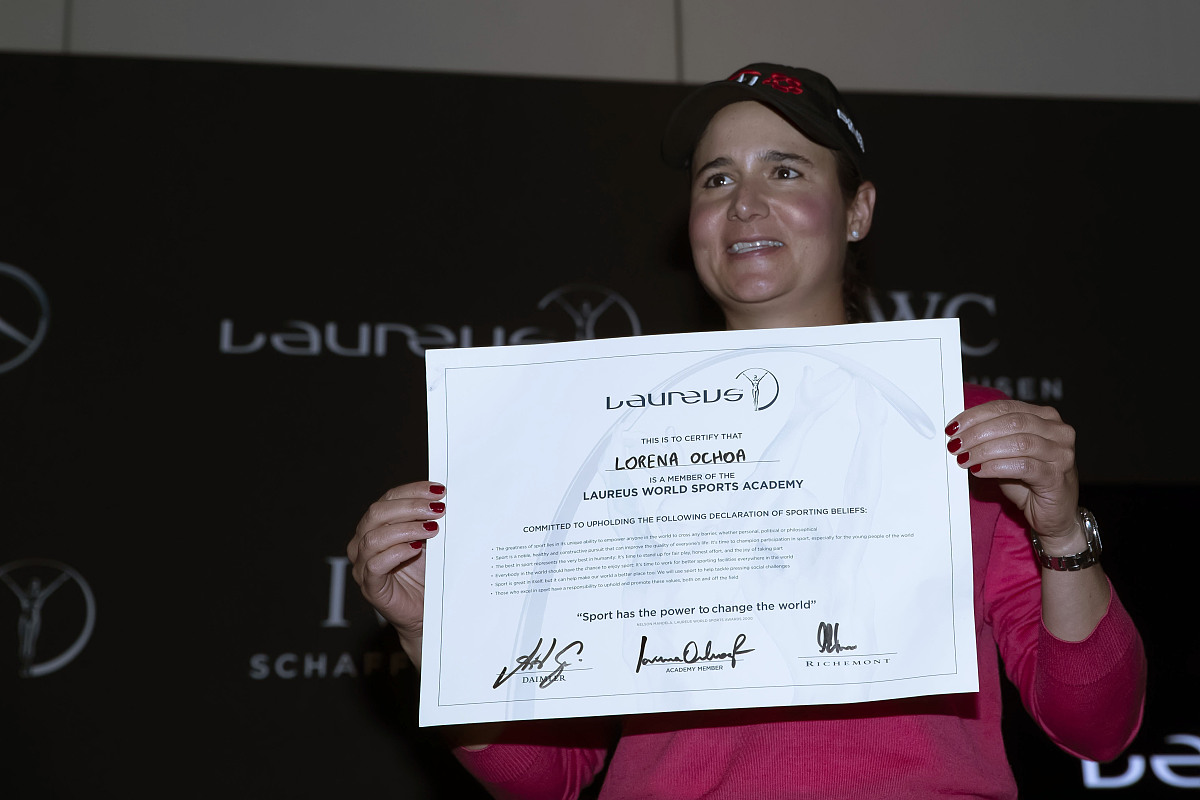 Tianjin University Acceptance: Celebrating with Family and Packing for a New Chapter