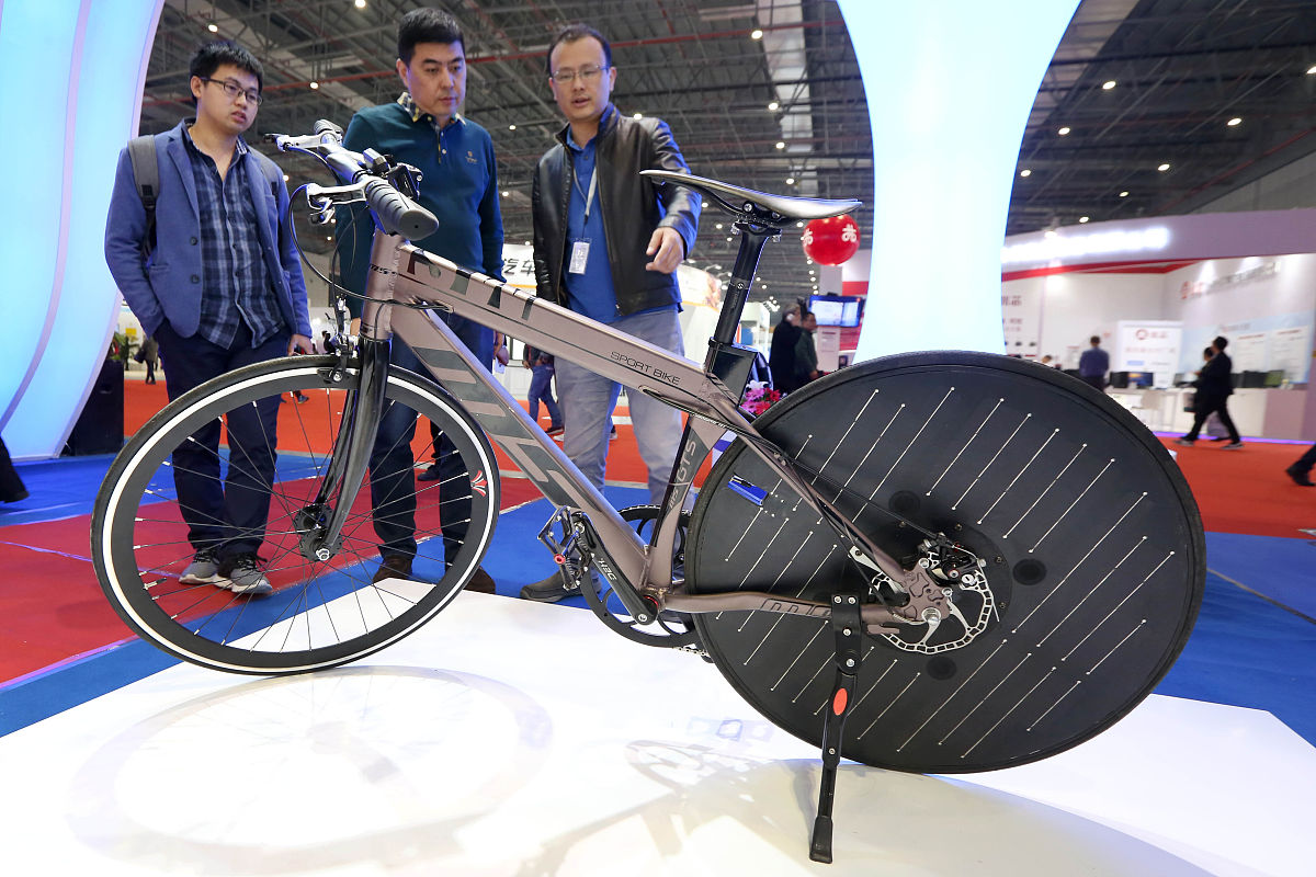 初中毕业可以读航空专业吗？- 解析航空专业学习路径