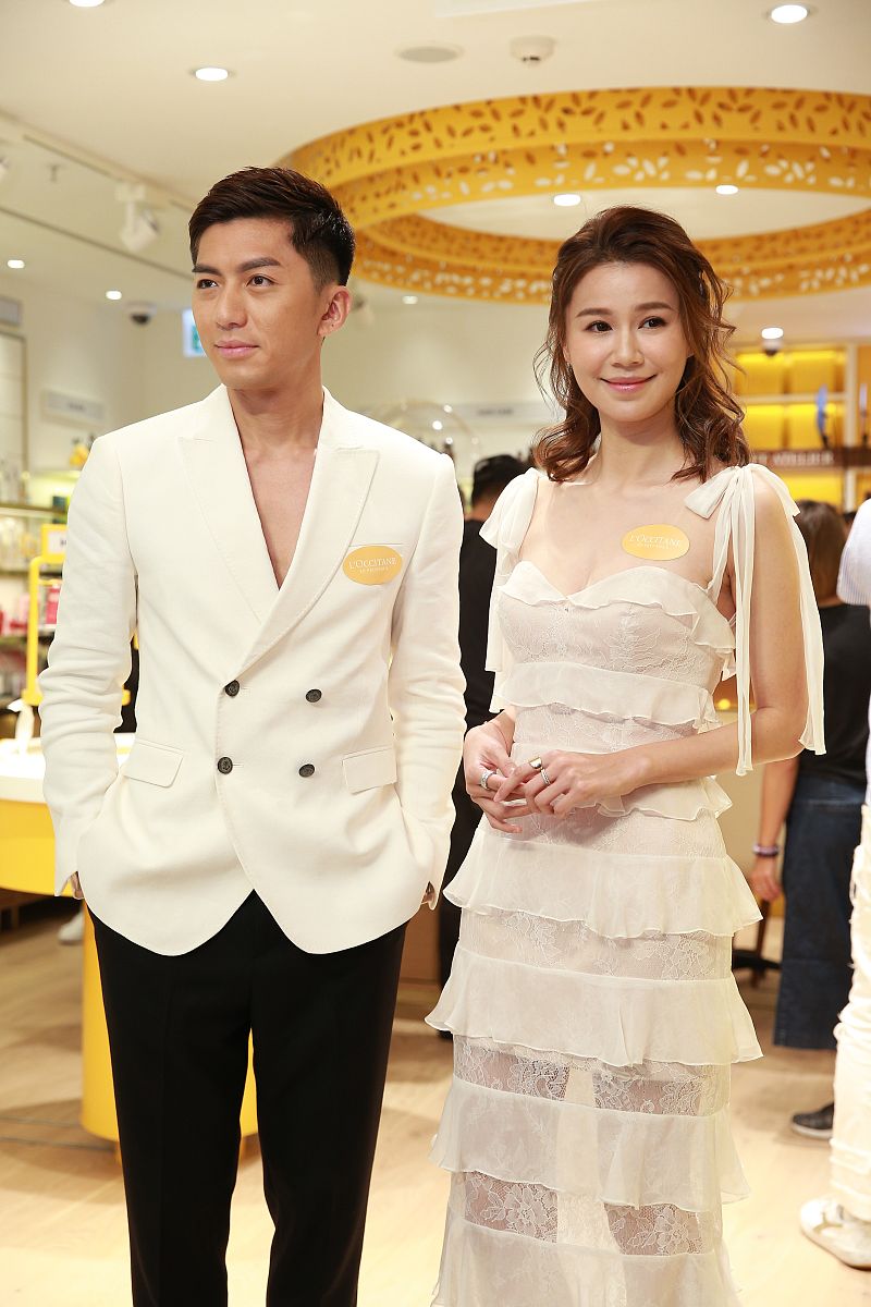 2017年9月13日,香港,明星出席 l'occitane阳光概念店开幕活动.黄翠如
