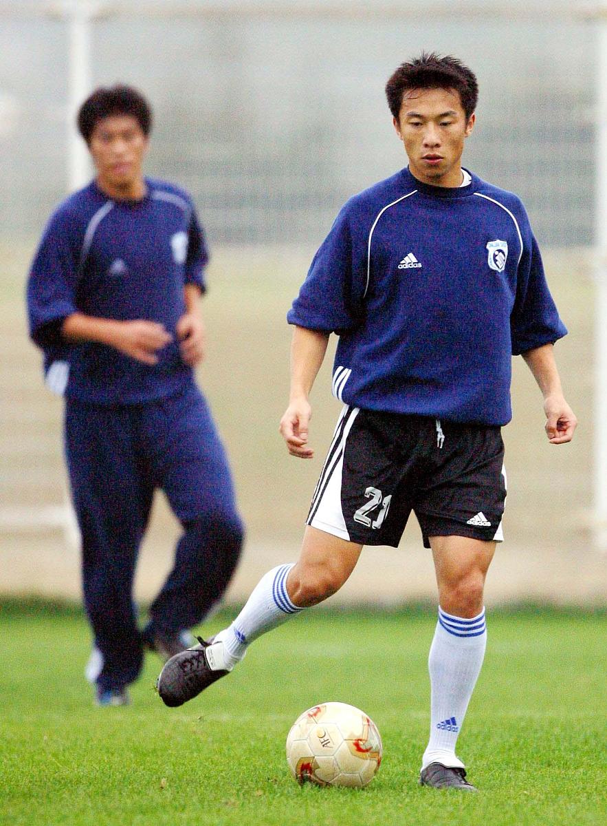 粗心大意的近义词