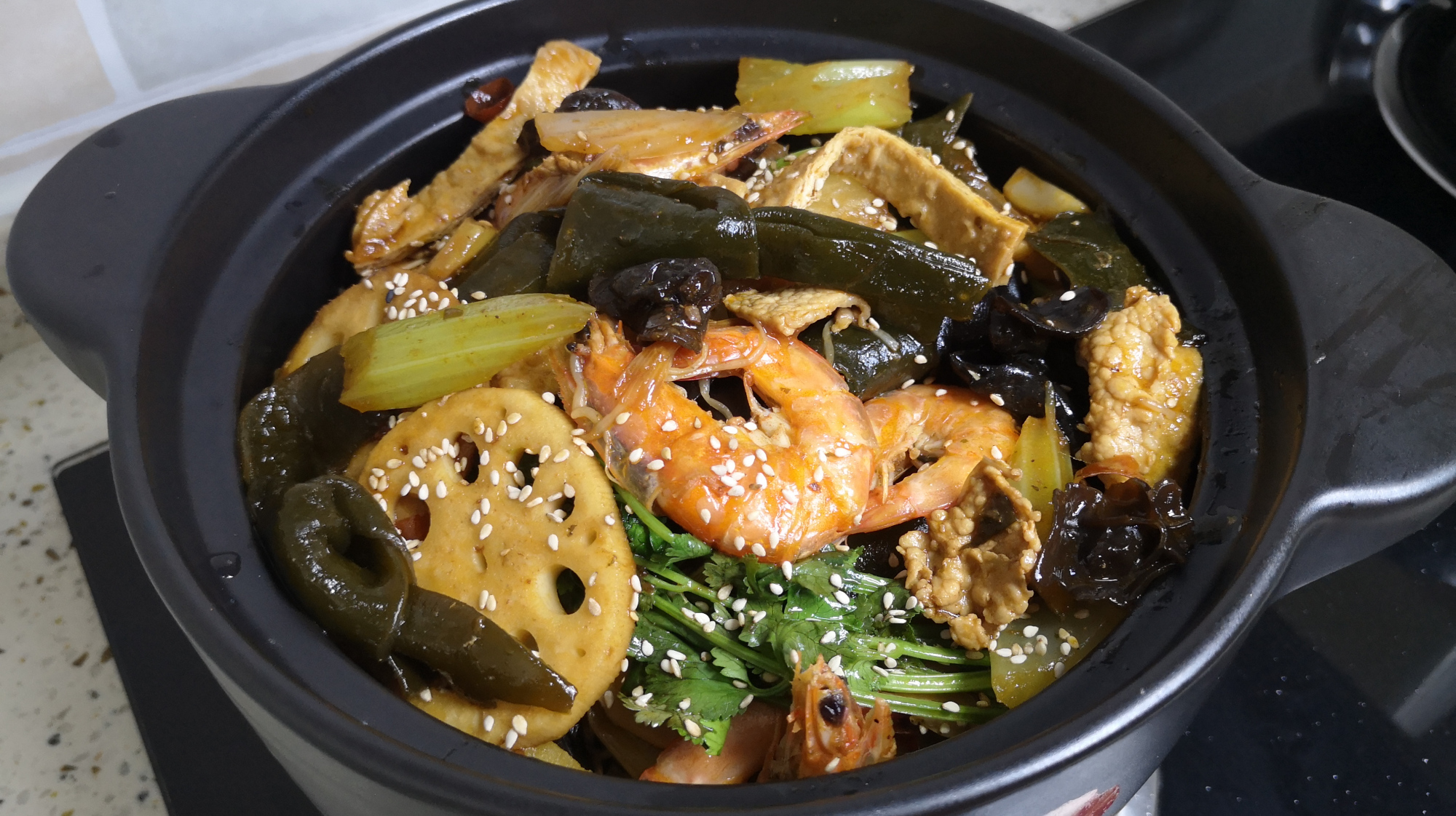 难怪饭店里的麻辣香锅那么好吃,详细做法和配方都告诉你,超好吃