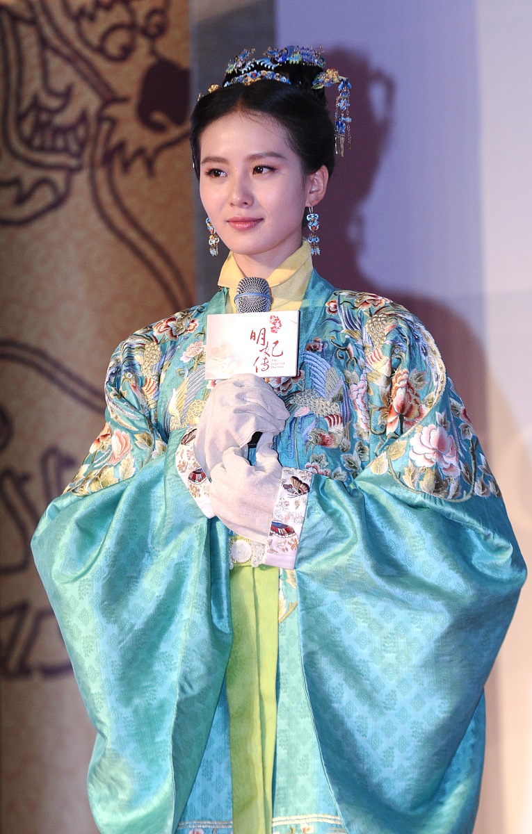 刘诗诗：温婉如水，才华出众，演艺圈的优雅女神