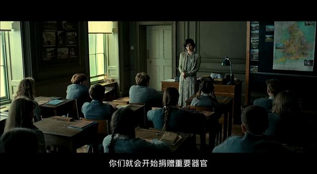 《约定的梦幻岛》简评:离诺贝尔奖只差两步?不逃跑的版本更虐心