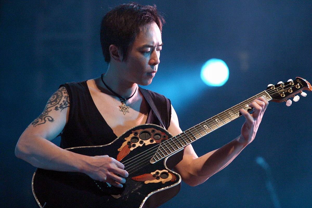 2005年9月3日,"beyond的故事上海告别演唱会"在上海体育馆火爆上演.++