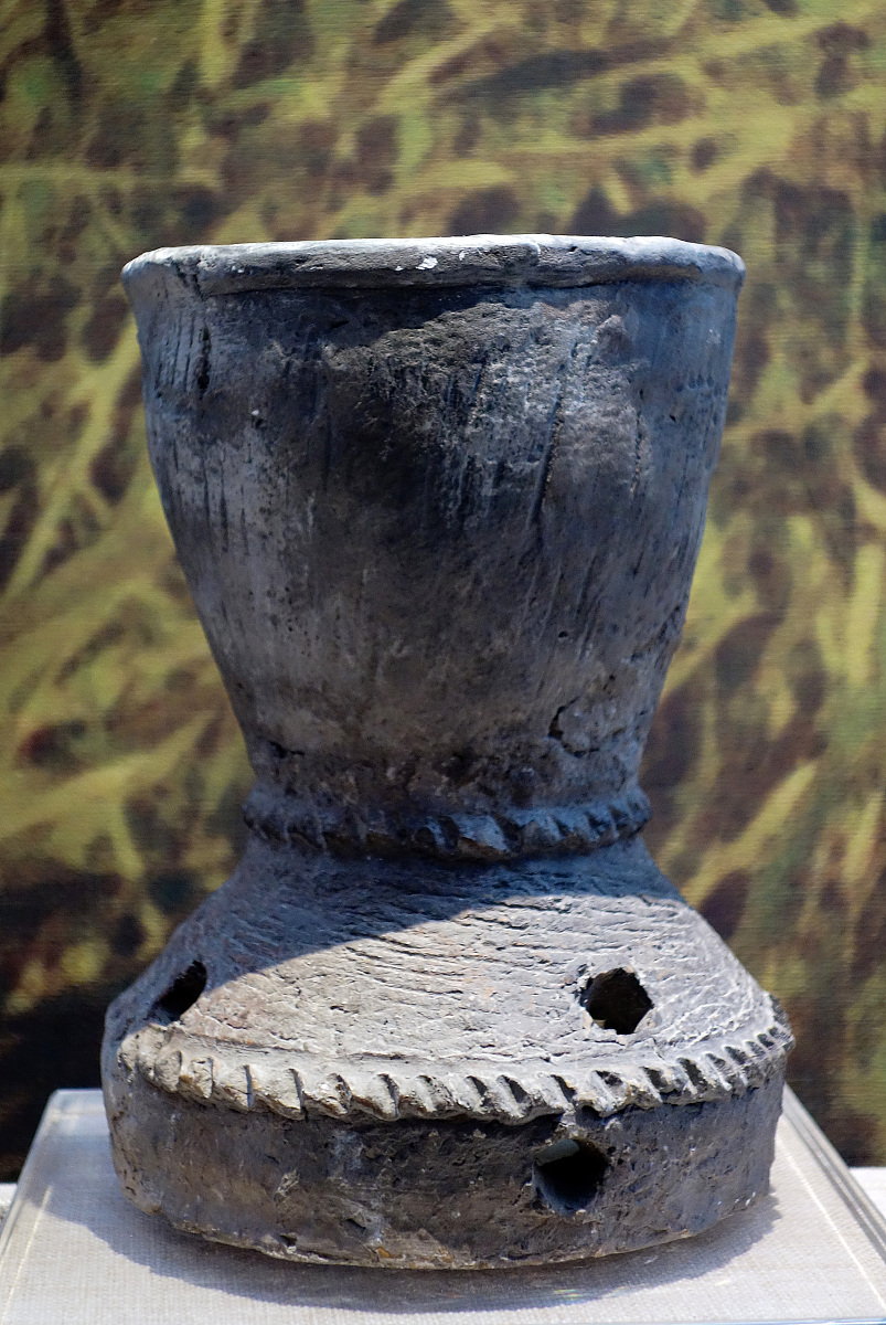 ***_***火种炉,新石器时代·王墓山下类型,距今约6200-6000年,凉城县