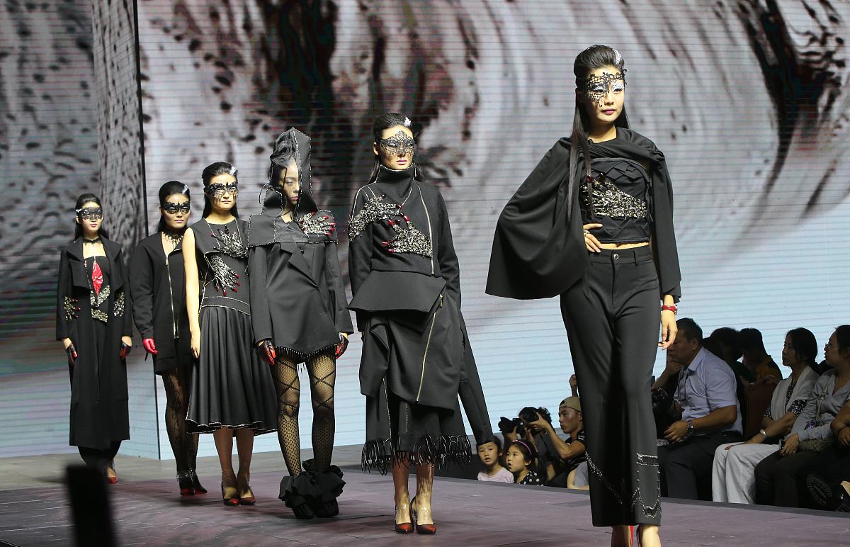 汉兵马俑形象设计：融合古代文化与现代视觉艺术，传承正能量