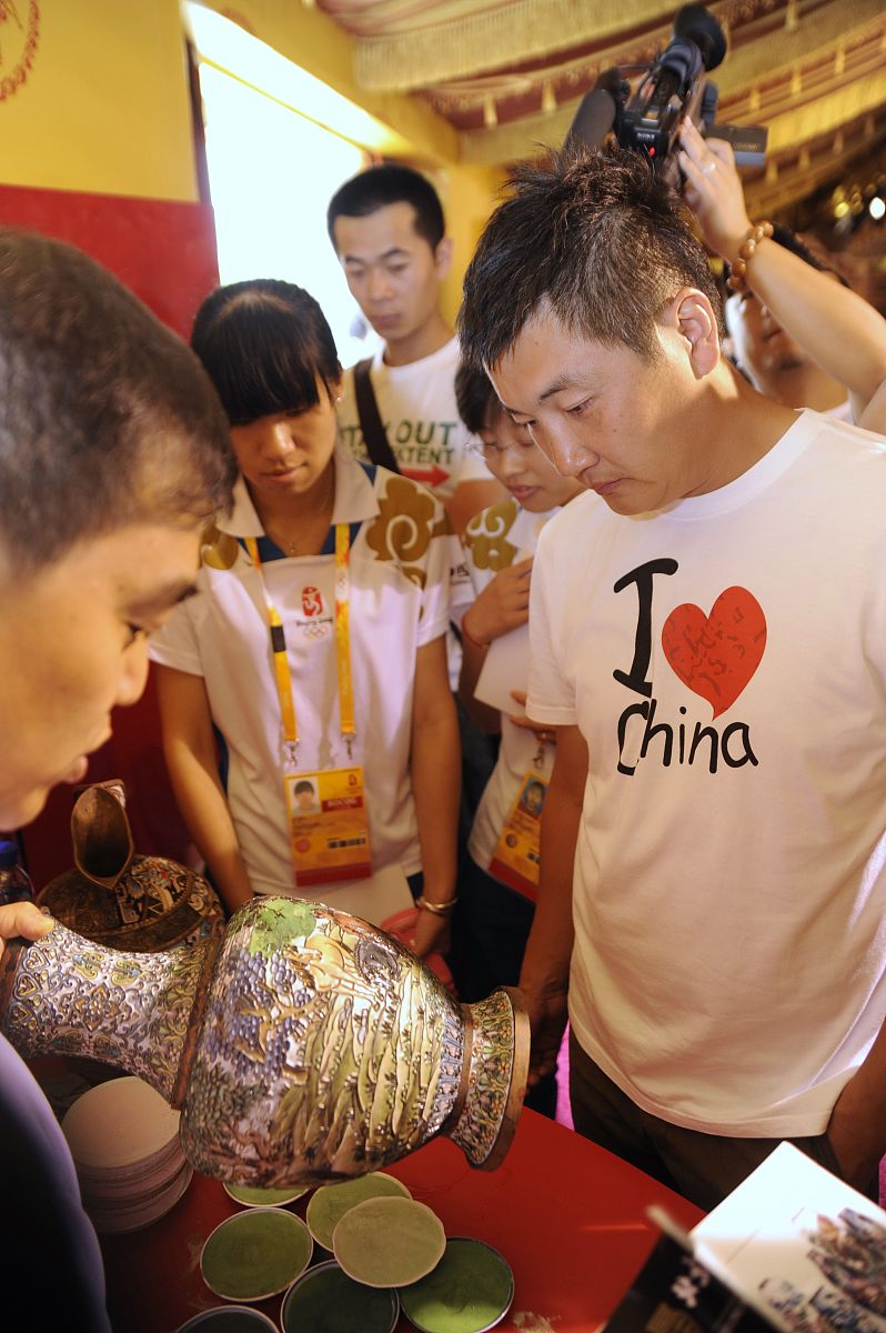 2008年8月9日,北京,《中国故事》大型文化展示活动在奥林匹克中心区正