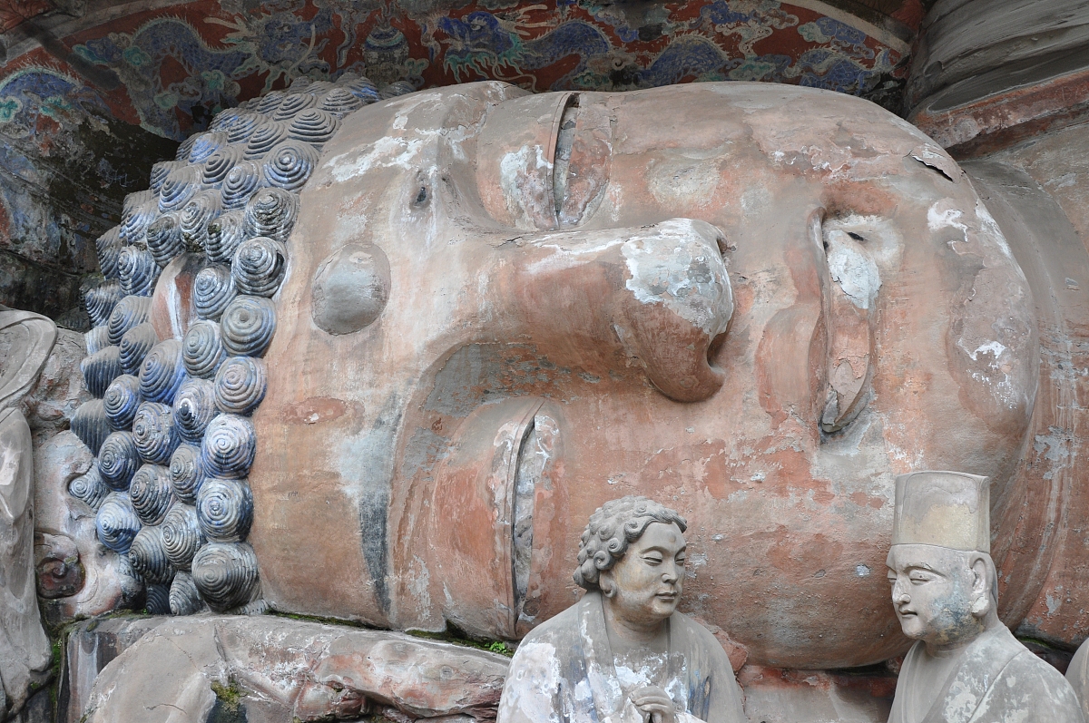 重庆永川职业教育中心2019年招生专业：计算机、机电、旅游、汽车、美容美发