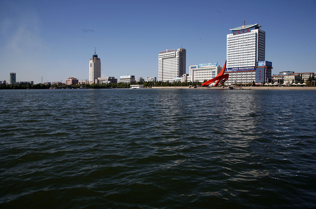 2012年09月29日,山东省德州市,德州市新貌.+++_+++山东,德州,德城,扒