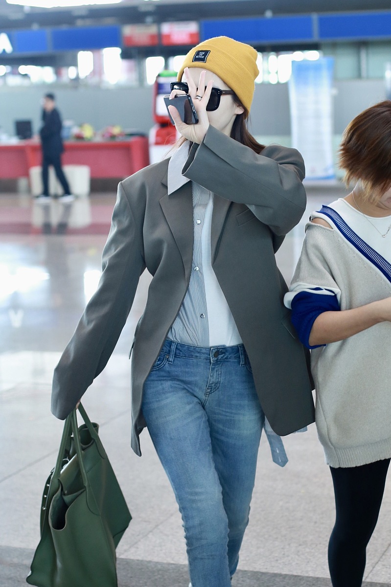 全切双眼皮朋友圈文案：焕发自信，尽显迷人魅力！