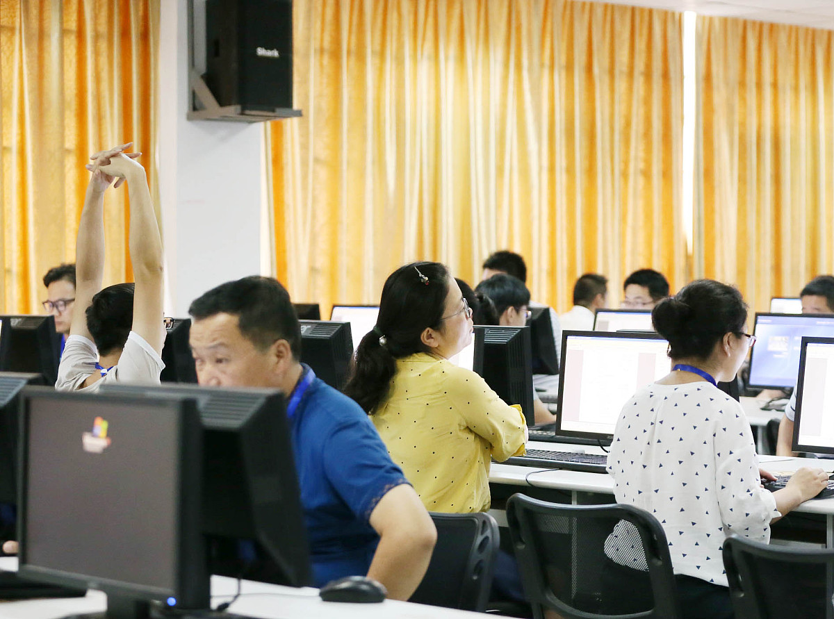 成都2021年电子商务学校是什么